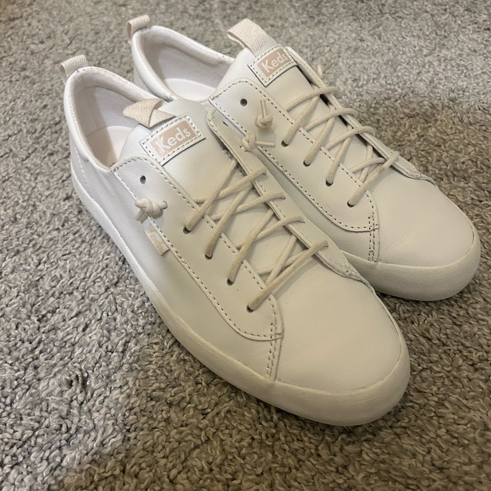 New size 8 Keds